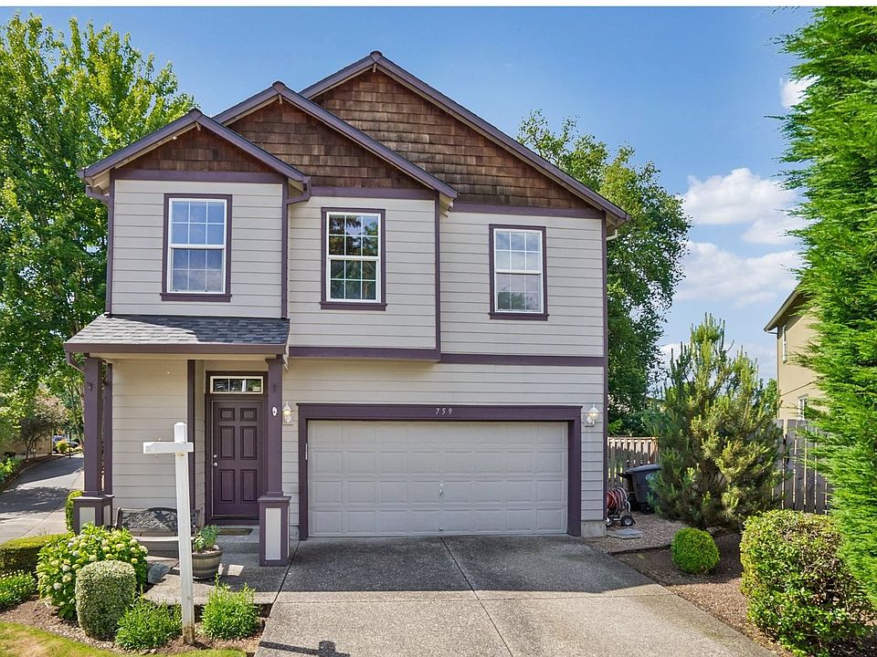 1st image of 759 SE Camellia Ct