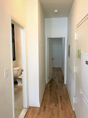 Rented by R New York | media 4