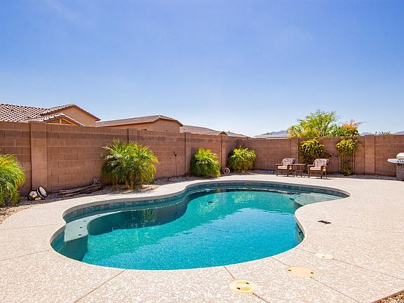 5th image of 17743 W Windrose Dr