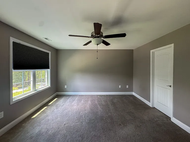 7550 Hillside Ave — Photo 20