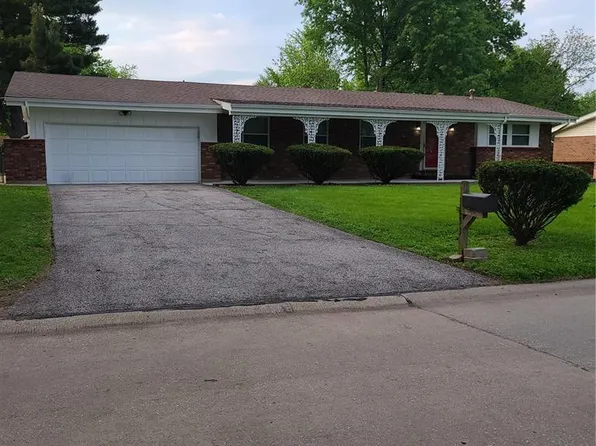 1433 Bayonne Dr, Saint Louis, MO 63138