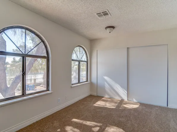 7640 Spencer St, Las Vegas, NV 89123