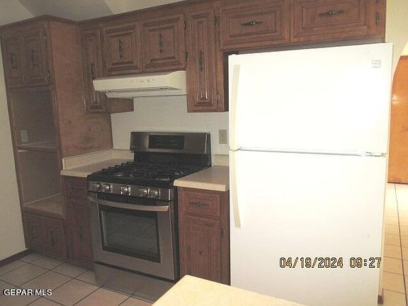 5th image of 717 Villa Flores Dr