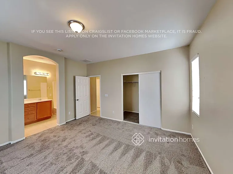 9141 Blue Raven Ave — Photo 12