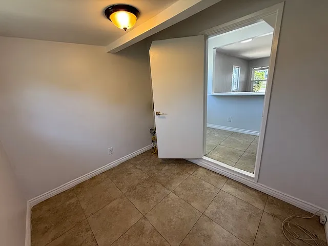 Laundry room / office
