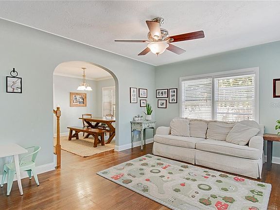 5th image of 656 12th Ave S