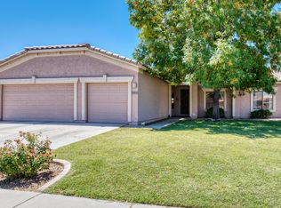 1085 E San Carlos Way, Chandler, AZ 85249