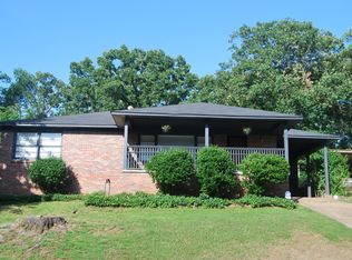42 Lefever Ln, Little Rock, AR 72227
