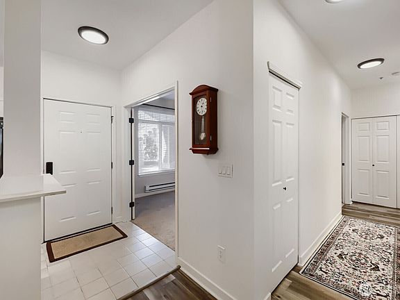 3rd image of 5400 Harbour Pointe Boulevard #G104