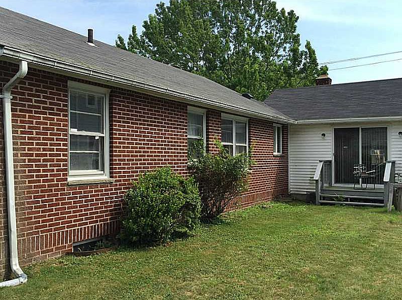 2nd image of 7 Earles Ct