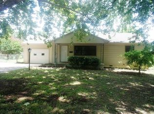 4405 S Spruce Dr, Sand Springs, OK 74063