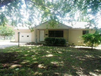4405 S Spruce Dr, Sand Springs, OK, 74063