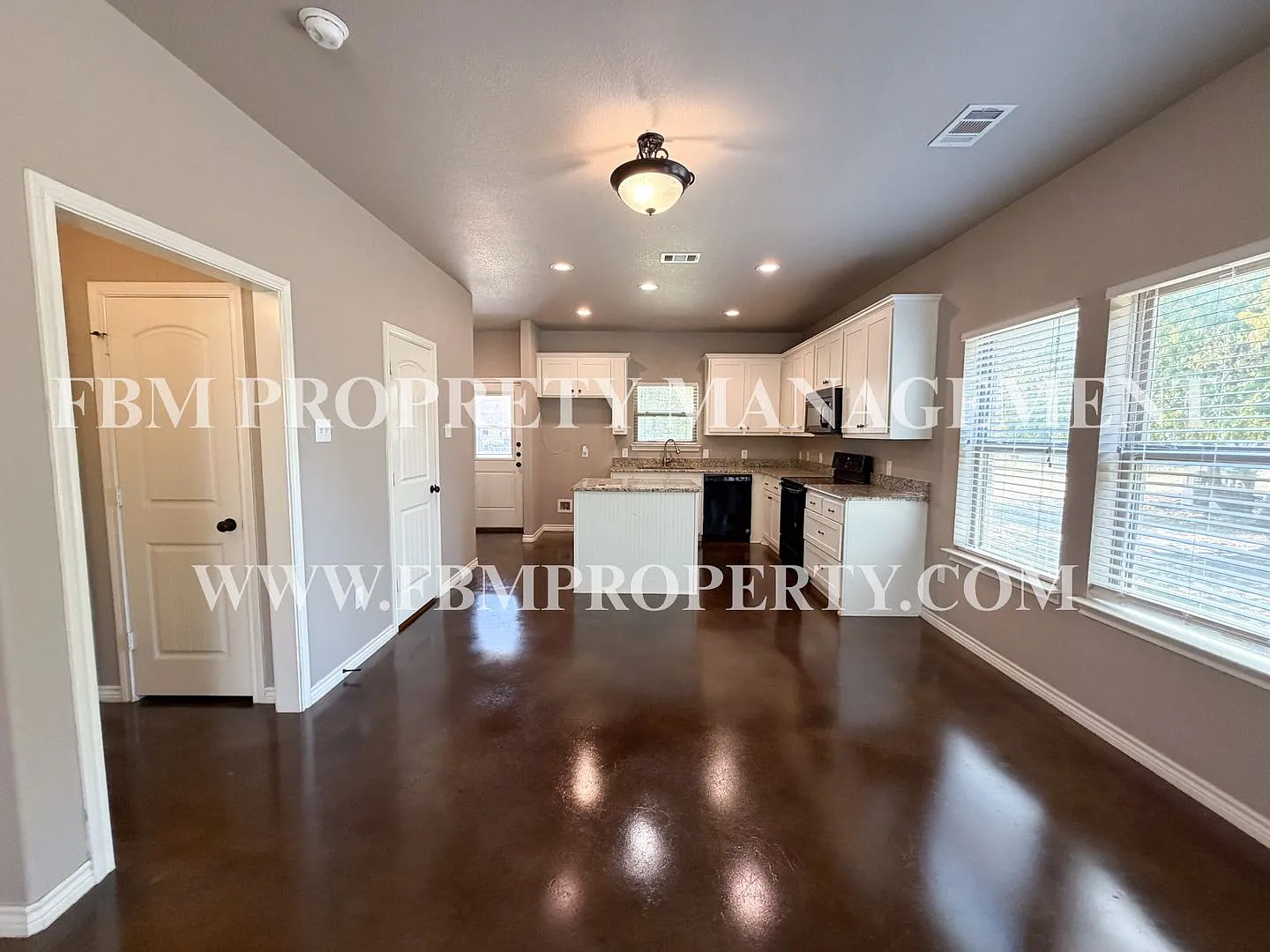 161 Canton St - Adorable 3 Bedroom, 2 Bathroom in Palmer, TX! — Photo 4