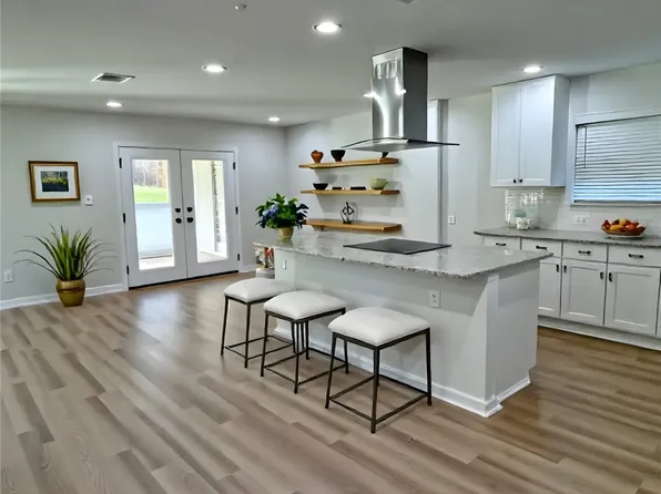 12009 Saddlehorn Ln, Mansfield, TX 76063