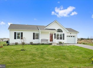 157 Republic Dr, Martinsburg, WV 25405
