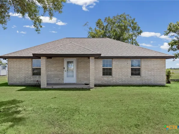 403 County View Rd, Lockhart, TX 78644
