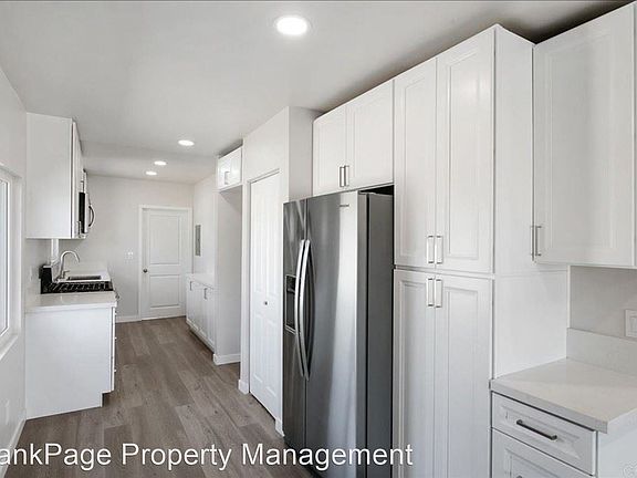 2nd image of 2327 Prospect St
