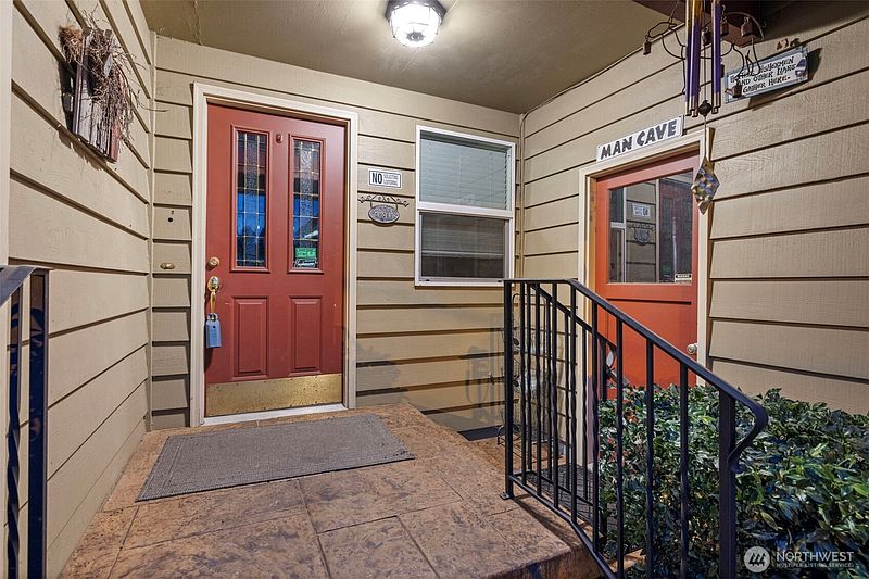 2nd image of 15205 103rd Avenue Ct E