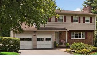 12 Tyler Pl, Nanuet, NY 10954