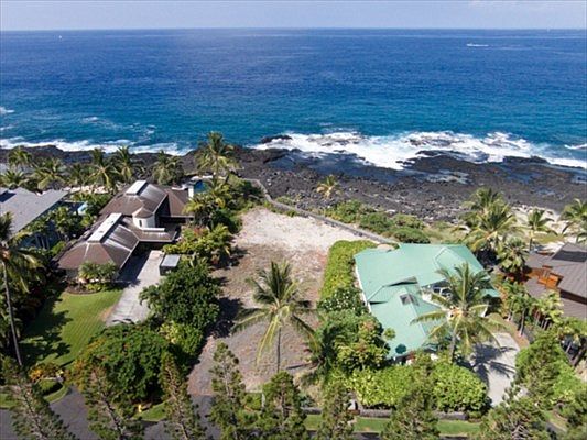 2nd image of 75-5446 Kona Bay Dr #29-6
