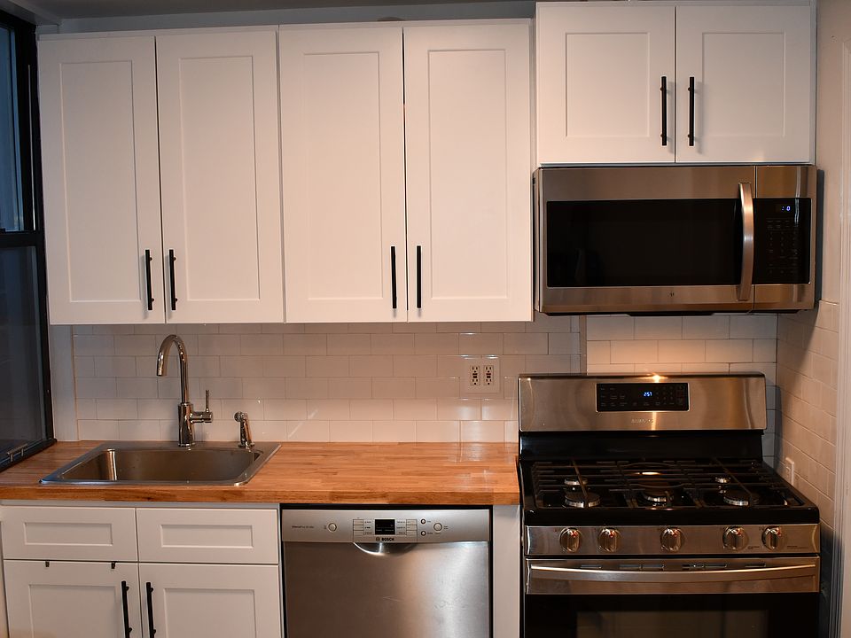 1st image of 267 Eckford St #1