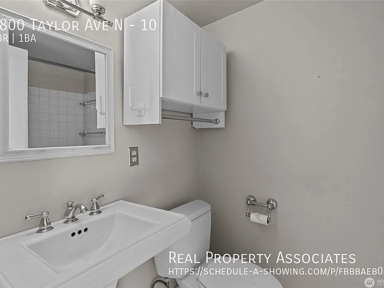 1800 Taylor Ave N #10 — Photo 20