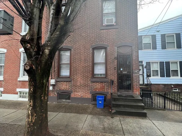 2424 E Somerset St, Philadelphia, PA 19134