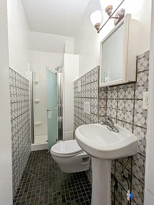 Rented by Manhattan Spaces | media 4