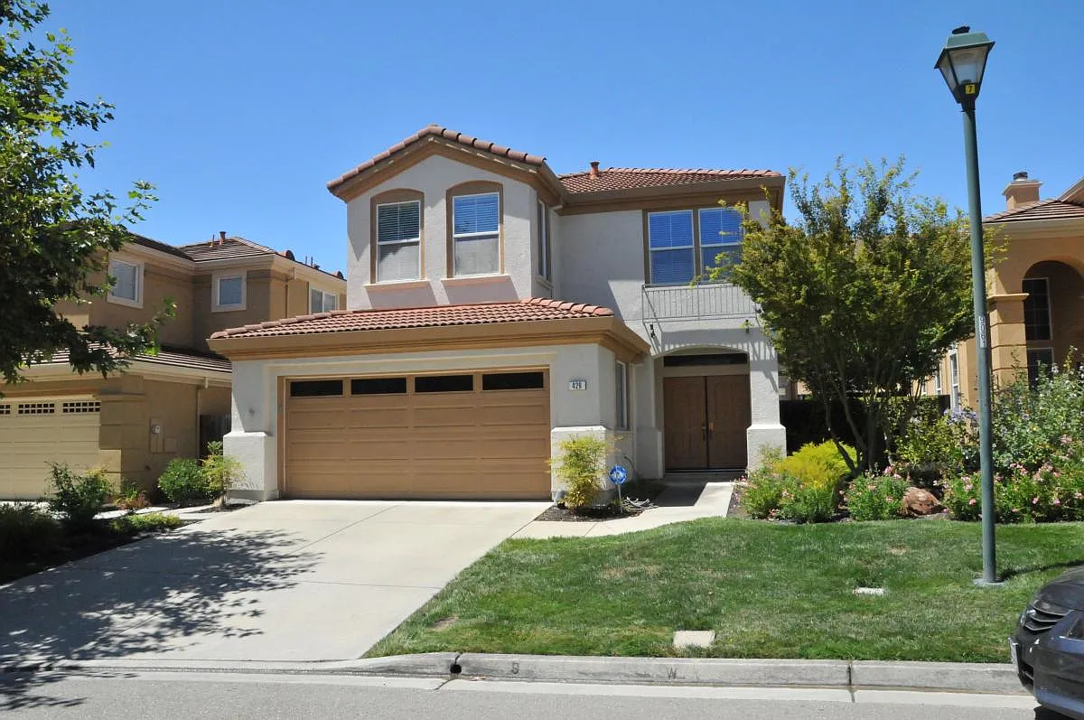429 Fuchsia Ln photo 1