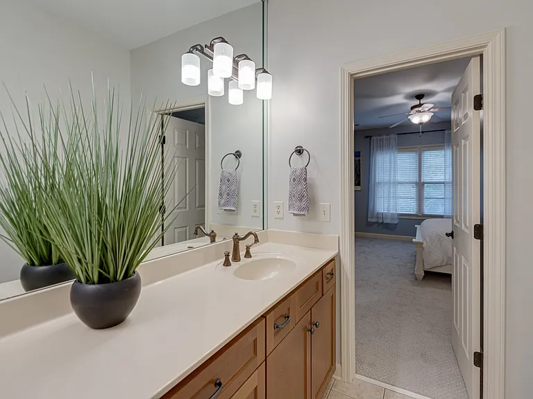 219 King Arthur Cir — Photo 22