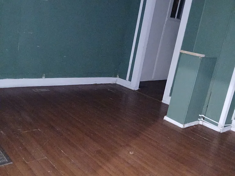 1115 W Maryland St — Photo 3