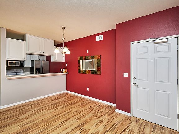 3rd image of 6255 Beechtree Dr Unit 1103