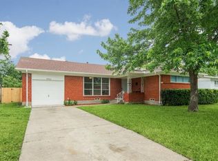 1406 Bluebird Ln, Garland, TX 75042