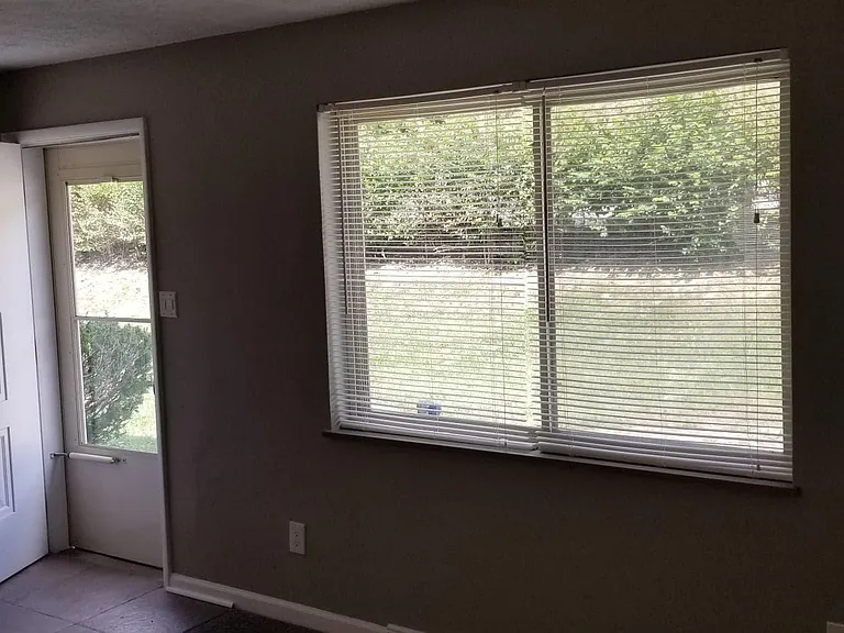 3619 Cooper Rd — Photo 5