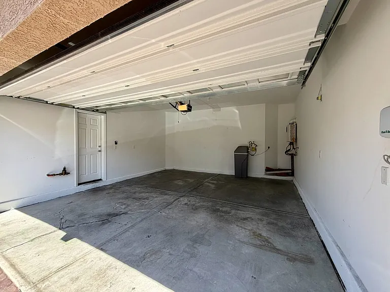 7748 Pacific Dunes St — Photo 68