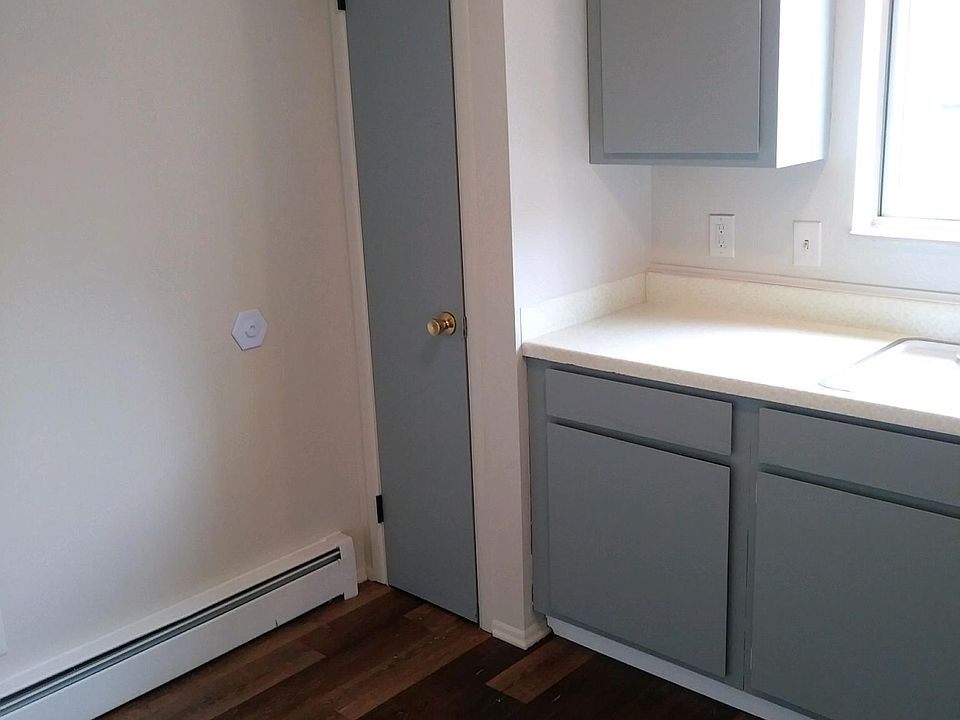 2nd image of 2403 Mackinaw St APT F22
