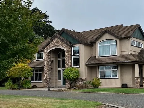 9055 SE Eola Hills Rd, Amity, OR 97101