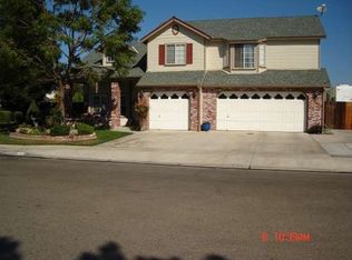 219 Oak Ave, Clovis, CA 93611