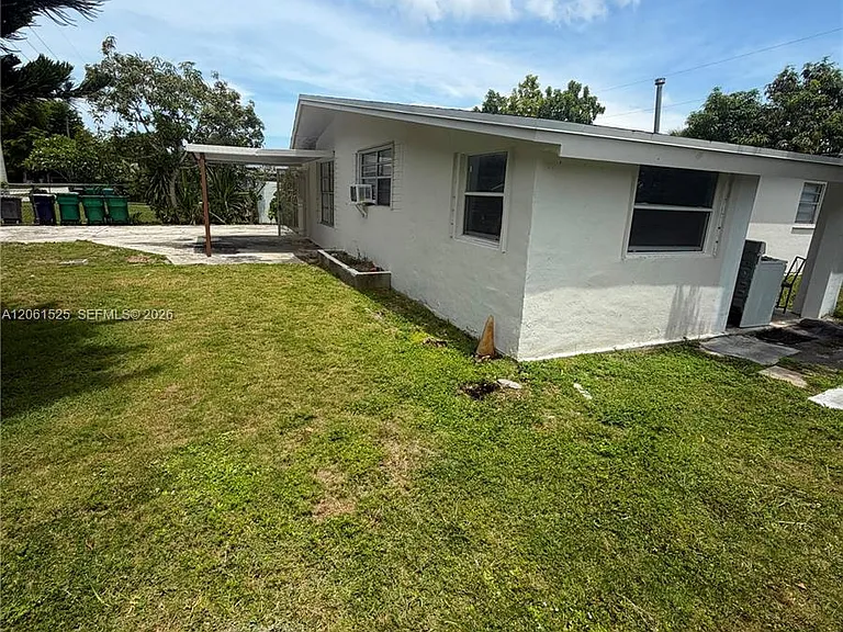 11530 SW 136th St — Photo 3