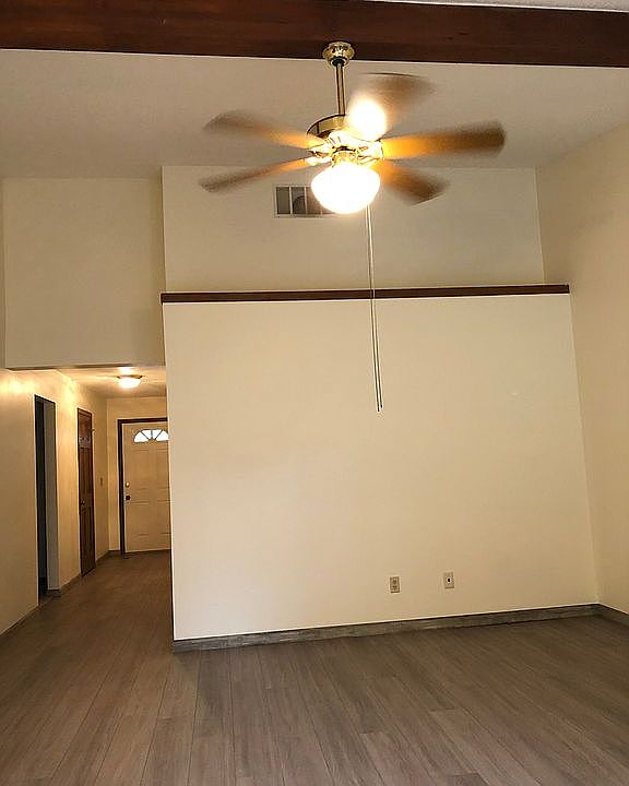 1st image of 718 Shoreland Ct