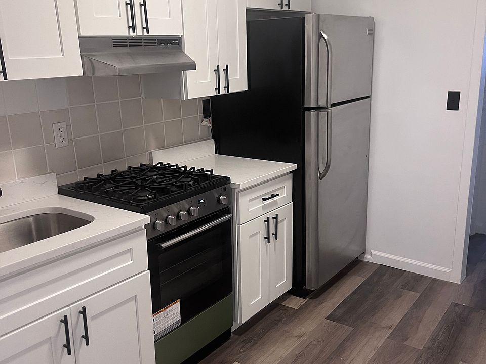 1st image of 38-19 27th St #2