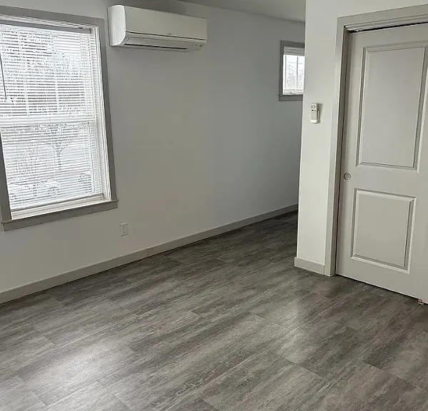 400 Foxhall LLC — Photo 5