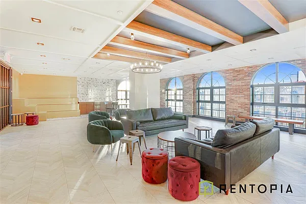 Rented by Rentopia | media 10