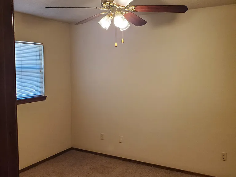 427 Helen St #B — Photo 7