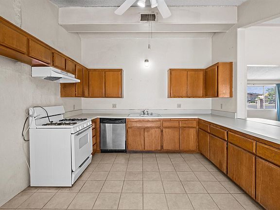 5th image of 68500 33rd Ave
