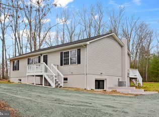 660 Lofton Rd, Raphine, VA 24472