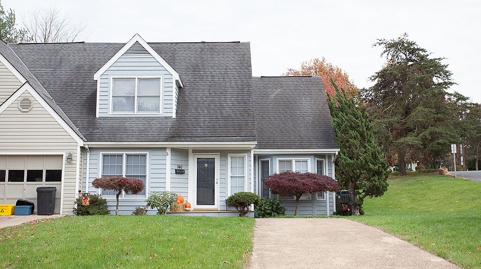 1st image of 740 Woodland Dr