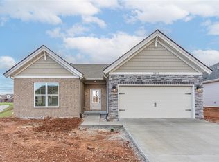 2872 Brahman Cir, Bowling Green, KY 42104