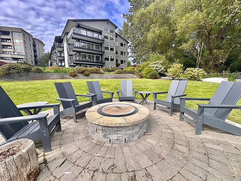 9201 NE Juanita Dr #207 — Photo 4