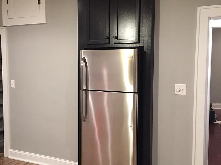 Custom Kitchen Cabinets